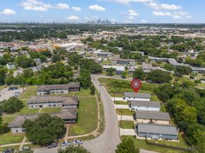 7393 Fairway Drive B, Houston TX 77087