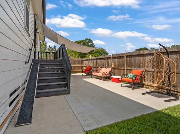 7393 Fairway Drive B, Houston TX 77087
