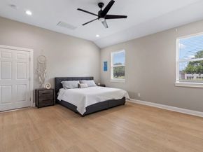 7393 Fairway Drive B, Houston TX 77087