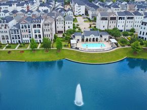 3124 Somerset Levens Lane, Houston TX 77055