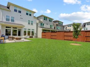 3124 Somerset Levens Lane, Houston TX 77055