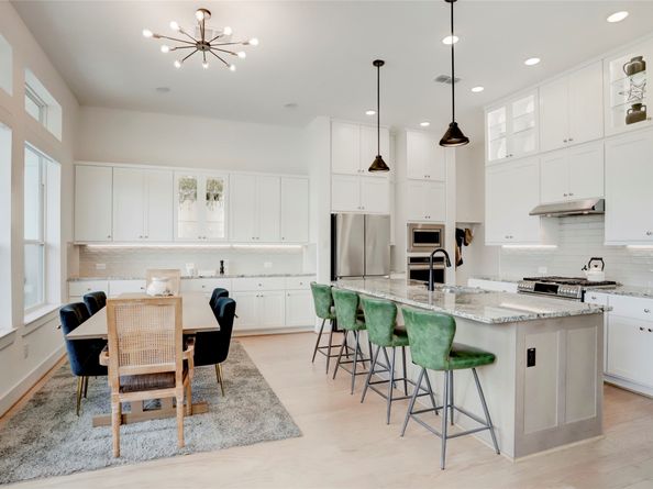 3124 Somerset Levens Lane, Houston TX 77055