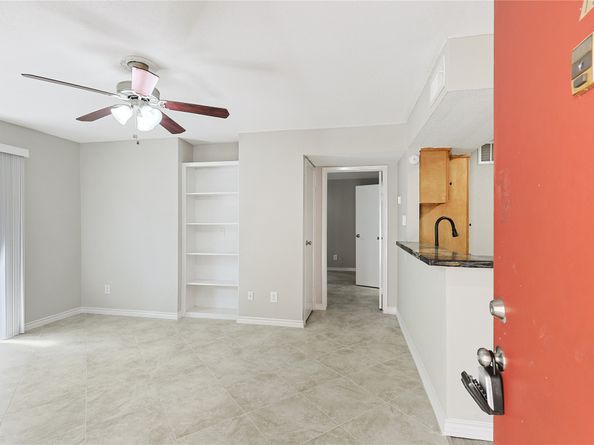 12955 Woodforest Boulevard 19, Houston TX 77015
