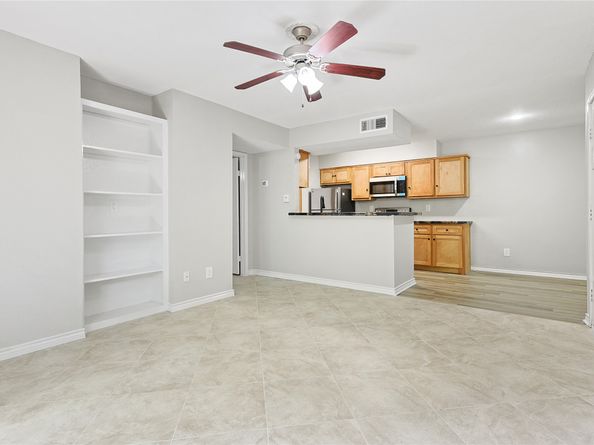 12955 Woodforest Boulevard 19, Houston TX 77015