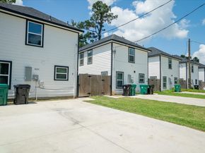 8107 Denton Street A/B, Houston TX 77028
