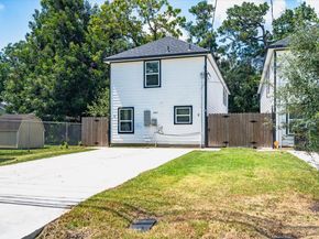 8107 Denton Street A/B, Houston TX 77028