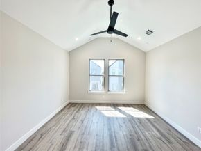 3716 Creekmont Gardens Lane, Houston TX 77091