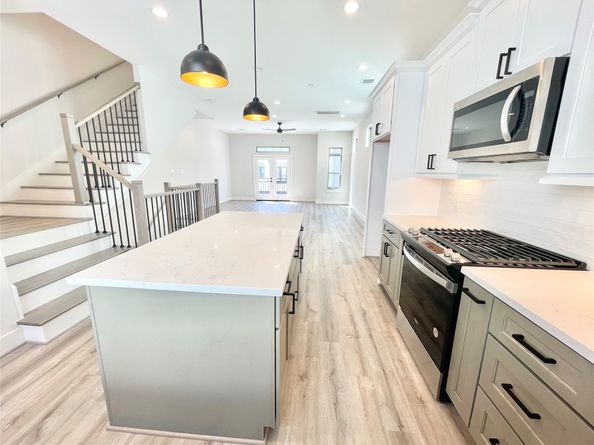 3716 Creekmont Gardens Lane, Houston TX 77091