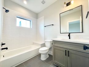 3716 Creekmont Gardens Lane, Houston TX 77091