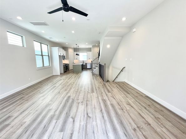 3716 Creekmont Gardens Lane, Houston TX 77091