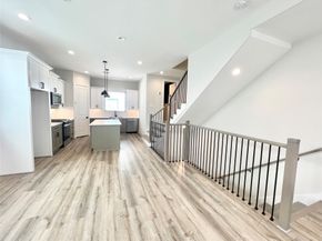 3716 Creekmont Gardens Lane, Houston TX 77091