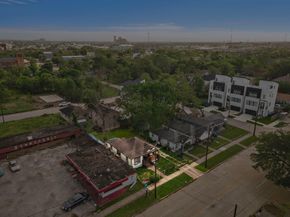 3229 Mcgowen Street, Houston TX 77004