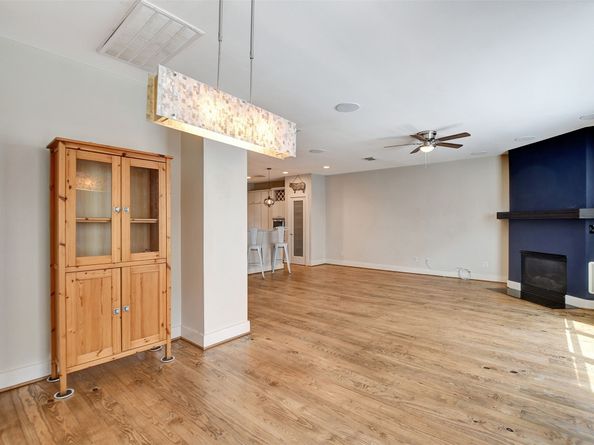 5219 Kiam Street E, Houston TX 77007