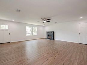 4702 Majestic Street, Houston TX 77026