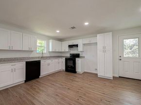 4702 Majestic Street, Houston TX 77026