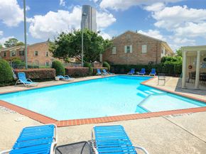 5842 Doliver Drive 47, Houston TX 77057