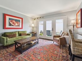 5842 Doliver Drive 47, Houston TX 77057