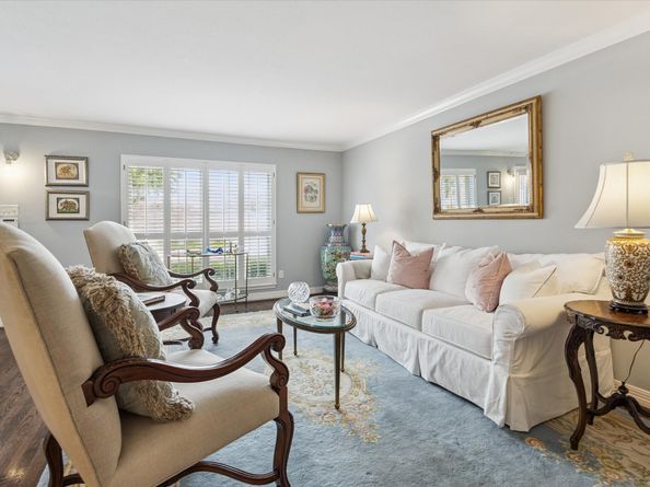 5842 Doliver Drive 47, Houston TX 77057