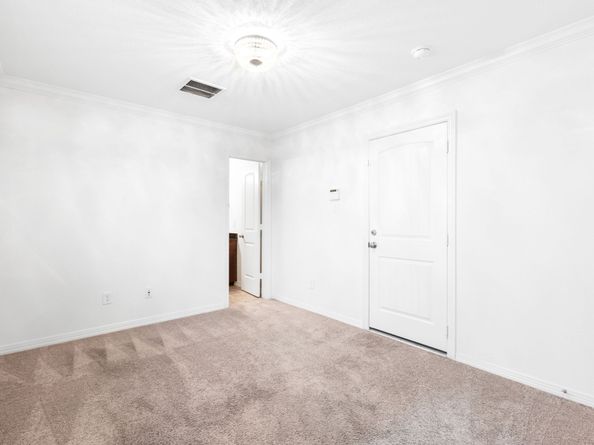 1172 W 17th Street, Houston TX 77008