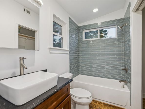 2420 Locke Lane, Houston TX 77019