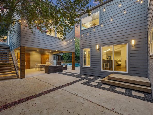 2420 Locke Lane, Houston TX 77019