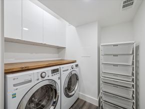 2420 Locke Lane, Houston TX 77019