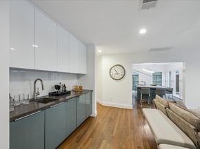 2420 Locke Lane, Houston TX 77019
