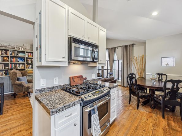 5817 Darling Street A, Houston TX 77007