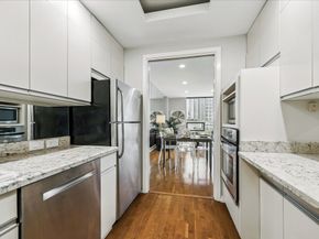 5100 San Felipe Street 75E, Houston TX 77056