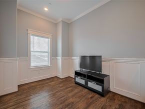 2106 Bidwel1 Drive, Houston TX 77018