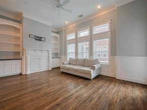 2106 Bidwel1 Drive, Houston TX 77018