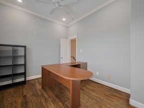 2106 Bidwel1 Drive, Houston TX 77018