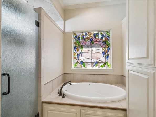 1606 Lodge Falls Court, Kingwood TX 77345