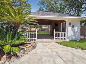1606 Lodge Falls Court, Kingwood TX 77345