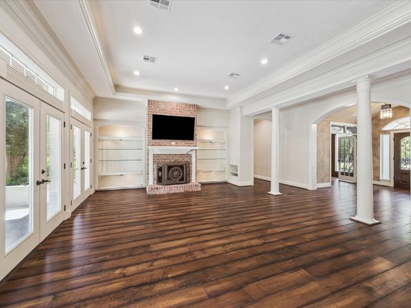 1606 Lodge Falls Court, Kingwood TX 77345