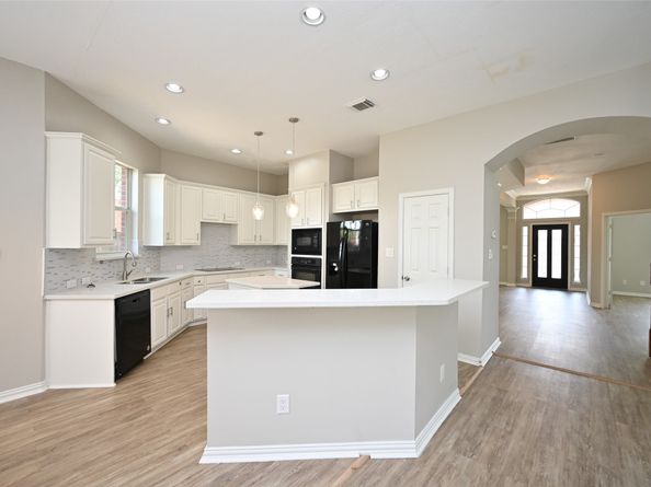 1502 Beaconshire Road, Houston TX 77077