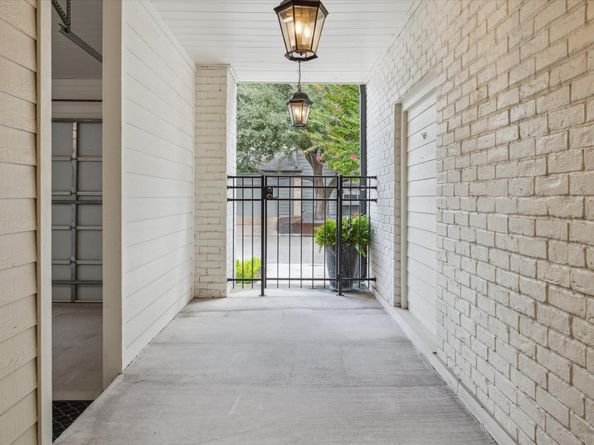 10851 Pepper Lane, Houston TX 77079