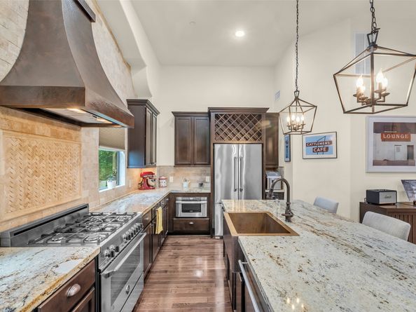 2505 Couch Street A, Houston TX 77008