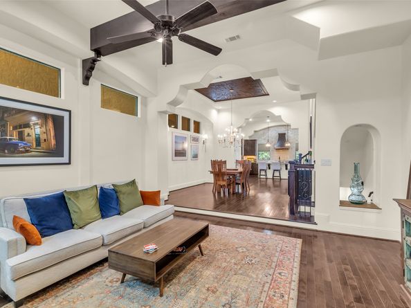 2505 Couch Street A, Houston TX 77008