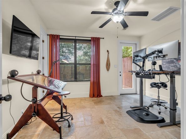 2505 Couch Street A, Houston TX 77008