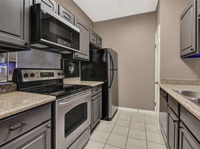 9800 Pagewood Lane 2703, Houston TX 77042