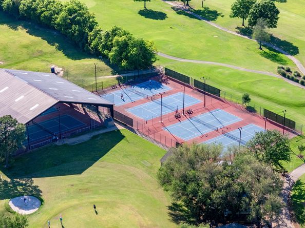 7306 Creek Crest Drive, Houston TX 77095