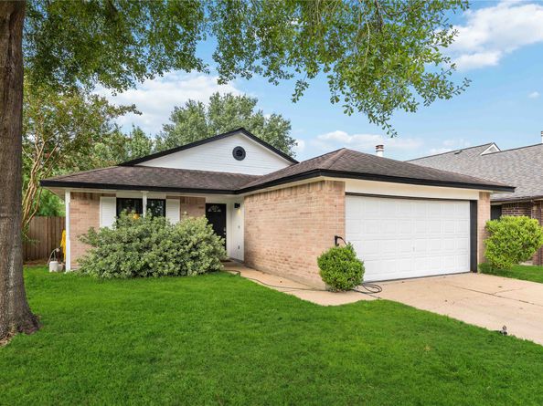 10511 Goodrum Road, Houston TX 77041