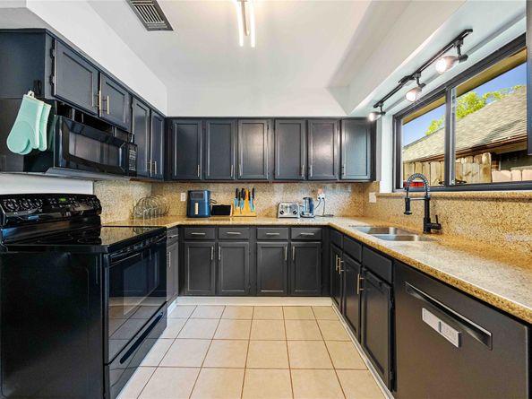 10511 Goodrum Road, Houston TX 77041