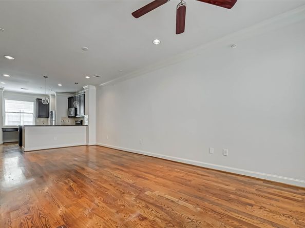 3950 Floyd Street 10, Houston TX 77007