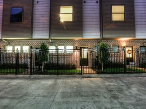 3950 Floyd Street 10, Houston TX 77007