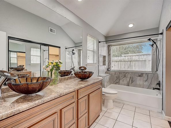 111 Ambershadow Drive, Houston TX 77015