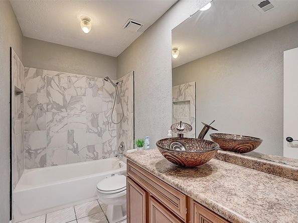 111 Ambershadow Drive, Houston TX 77015