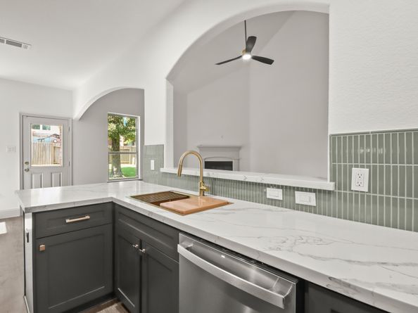 71 Black Swan Place, Magnolia TX 77354