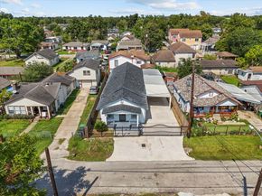 7013 Corsicana Street, Houston TX 77020